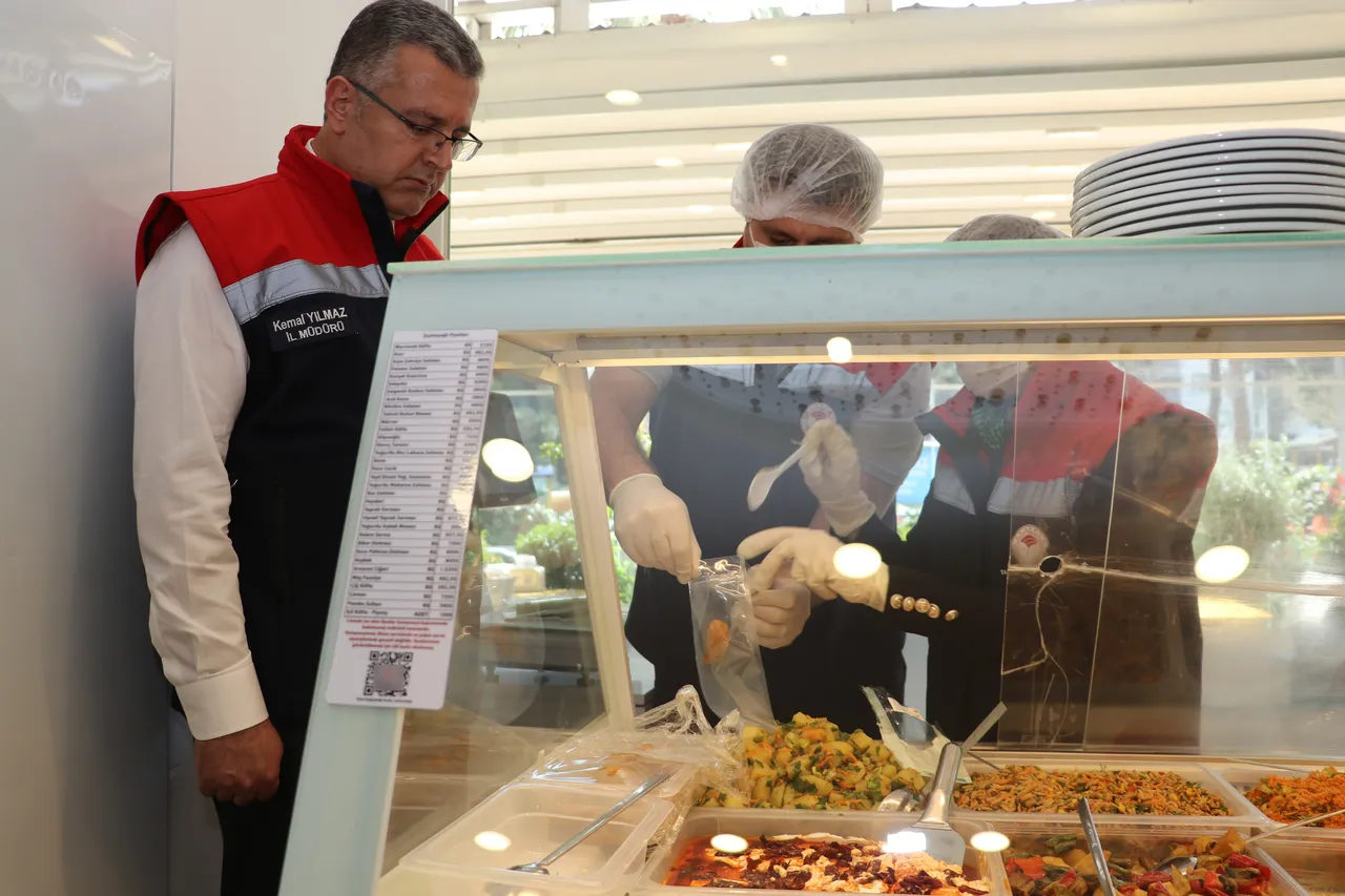 Gıda hilelerine dijital kalkan! Güvenilir Gıda uygulaması kullanımda, taklit ve tağşiş ürünler artık bir tık uzağınızda