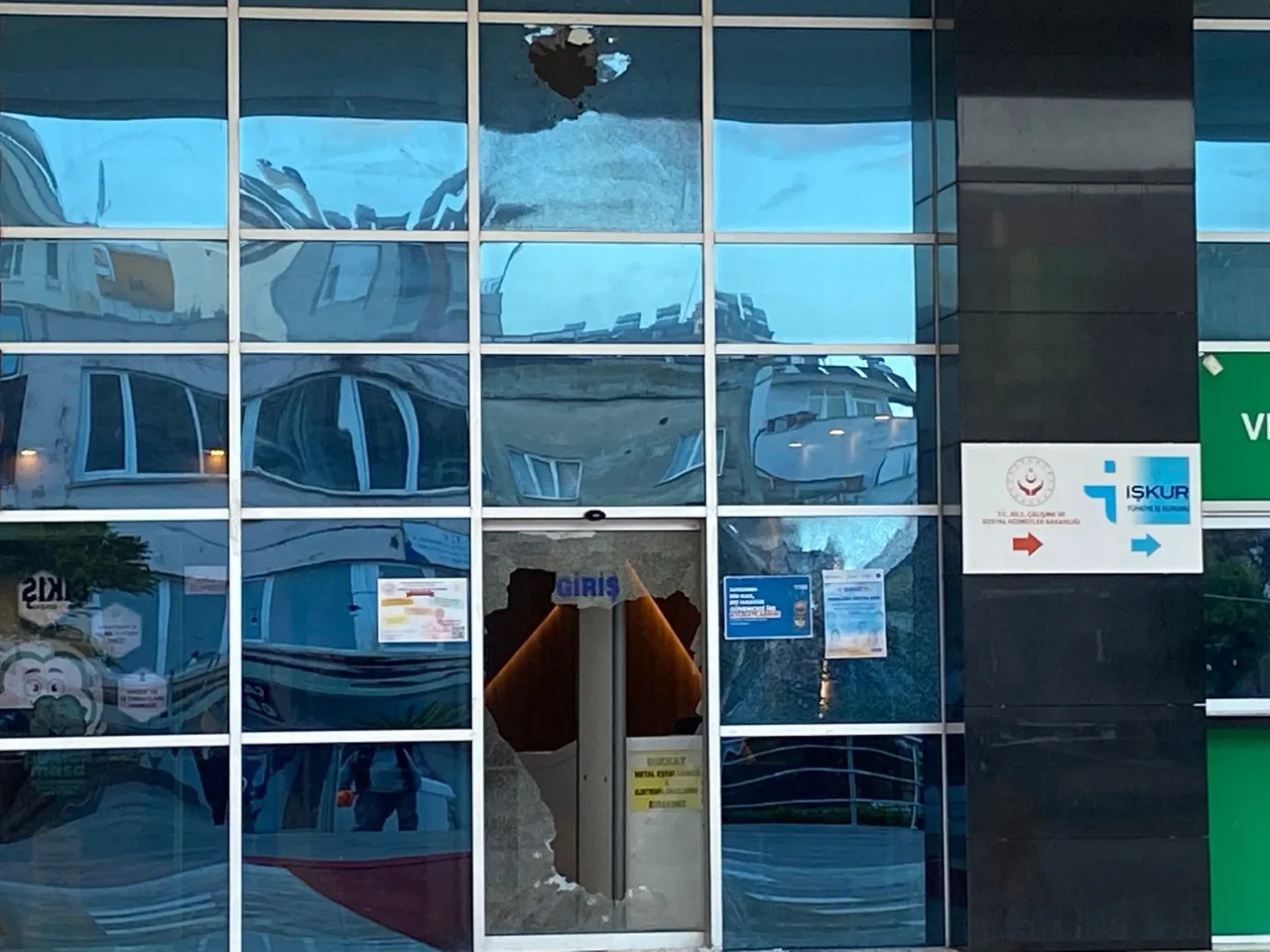 Serik Belediyesi’nden tüfekli saldırı sonrası açıklama: Can kaybı ya da yaralanan yok