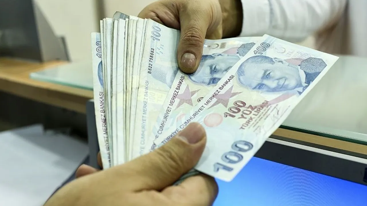 SGK'dan büyük temizlik! 245 bin kişinin sigortası iptal edildi