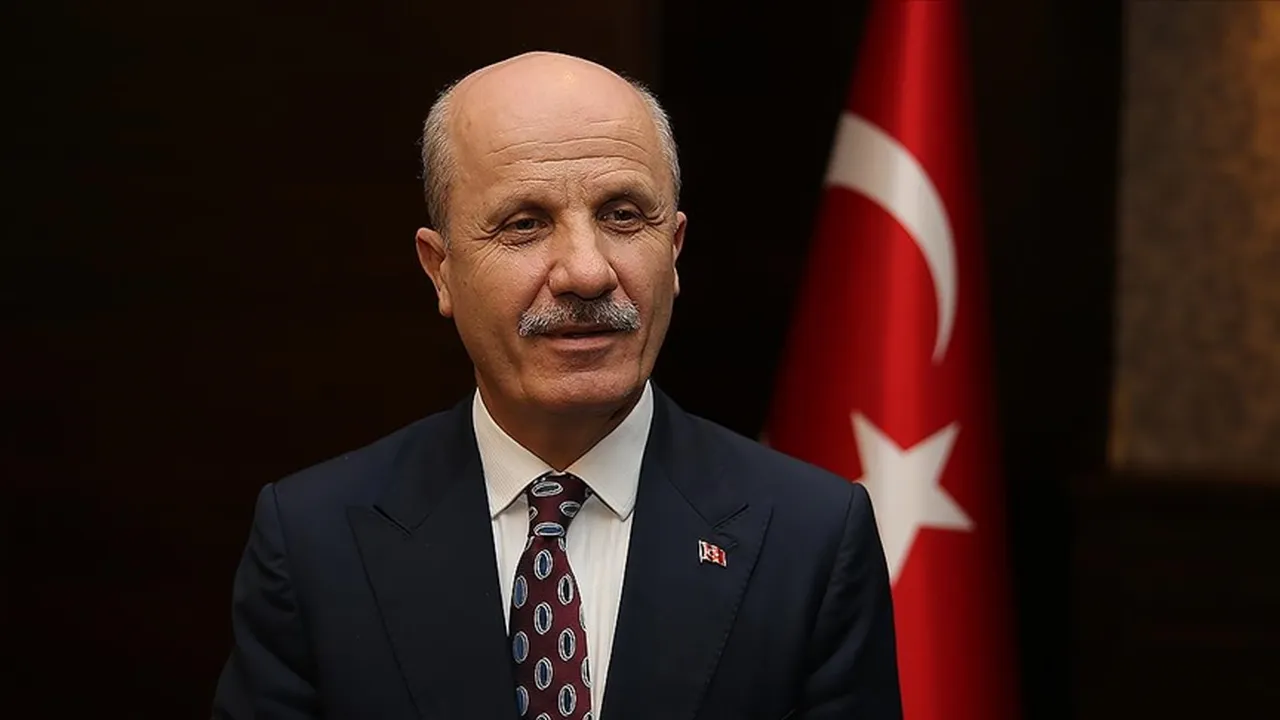 Yükseköğretim Kurulu (YÖK) Başkanı Erol Özvar