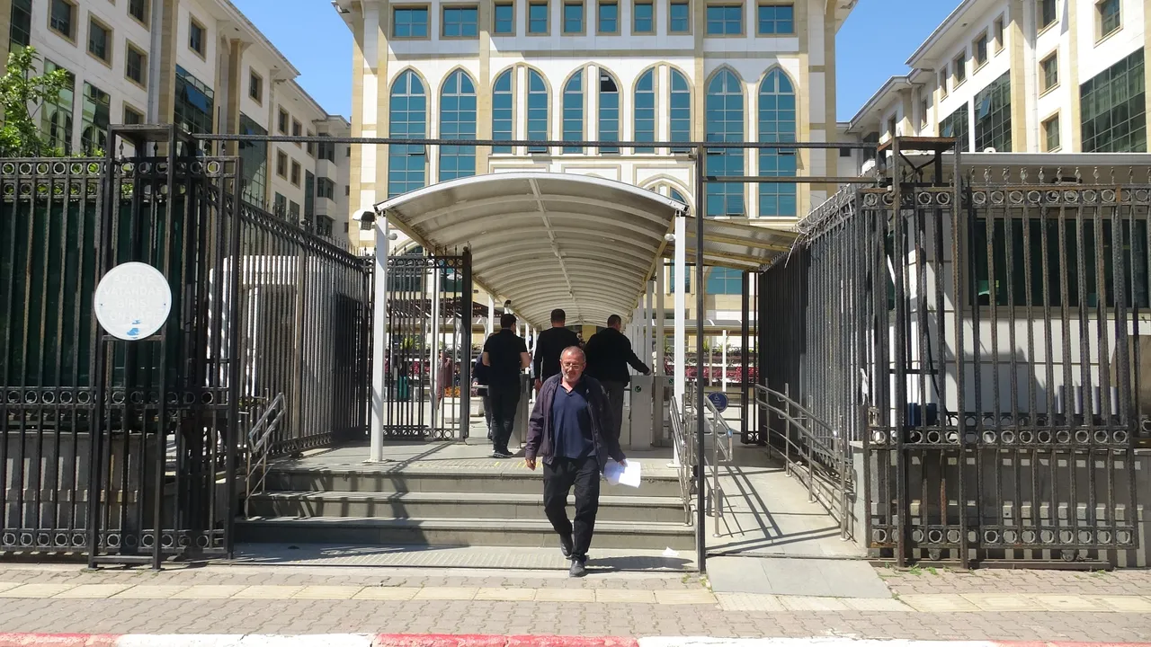 5 isim tek hayat! 60 yıllık akılalmaz hikaye, nüfustaki hata hayatını altüst etti