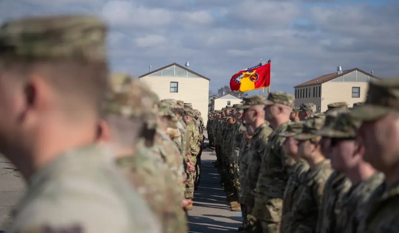 ABD topçu tugayını İrana sürdü!