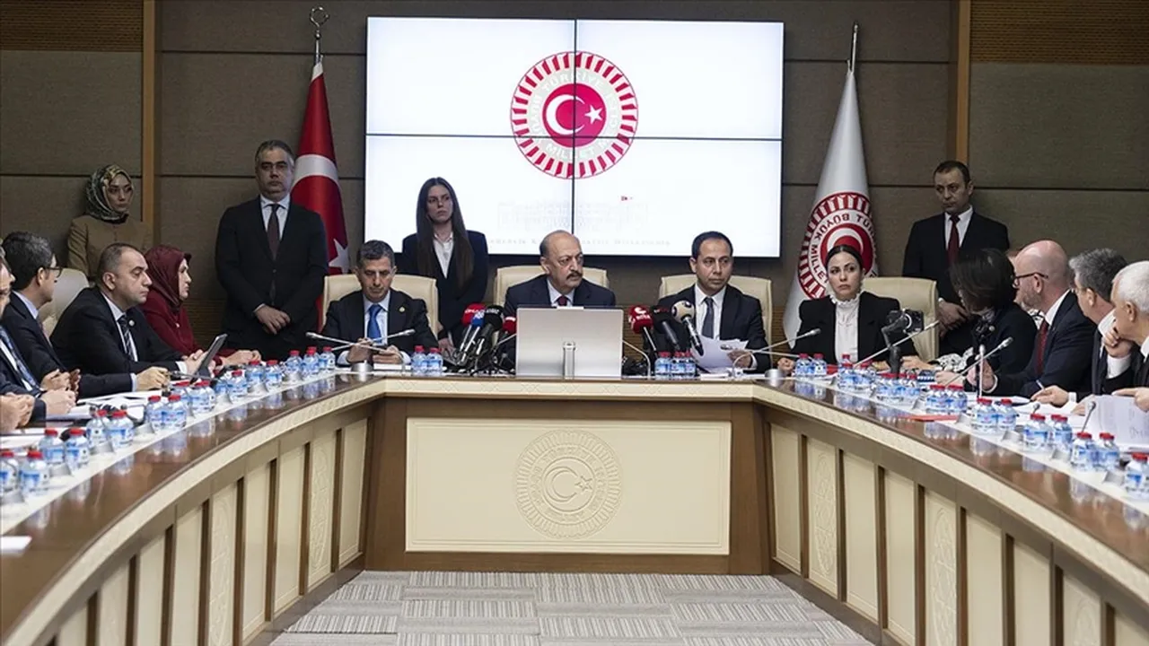 Babalık izni 10 gün oldu mu? 24 haftalık doğum izni düzenlemesinde son durum!