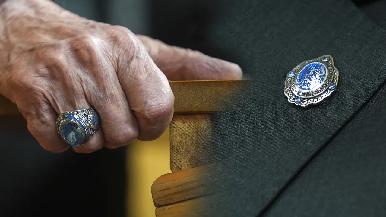 Bahçeli'nin yüzük ve rozetindeki 'ayet' detayı!