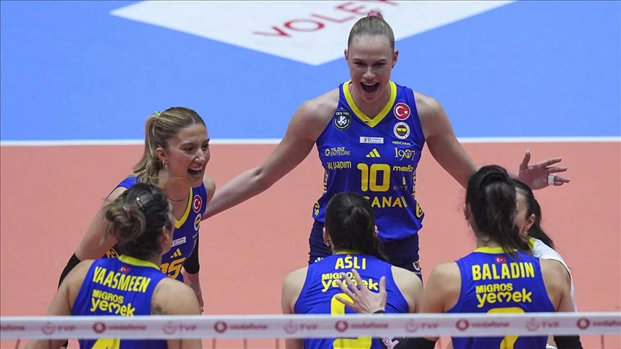 Fenerbahçe-Vakıfbank maçı hangi kanalda? Final serisinin ilk maçı bugün oynanıyor