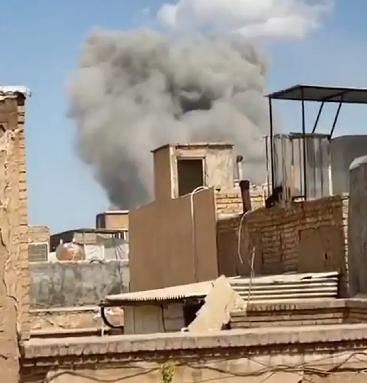 İsrailden İrana yoğun bombardıman! Tarihi demiryolu köprüsü hedef alındı, can kayıpları var