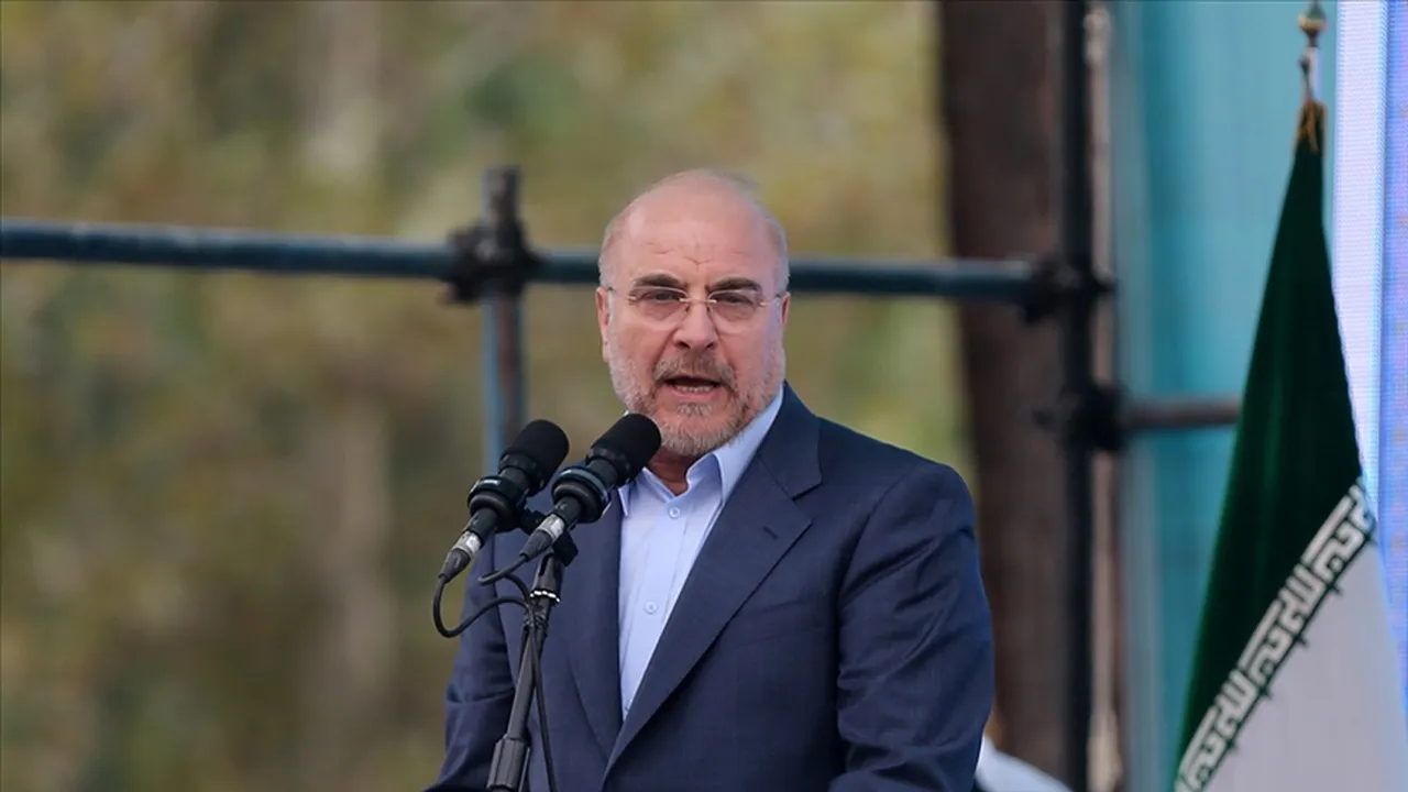 İran Meclis Başkanı Muhammed Bakır Galibaf