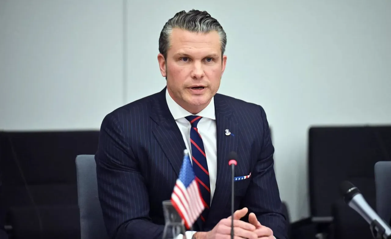 ABD Savunma Bakanı'ndan İran'a çağrı: Nükleer silahlarınızı verin