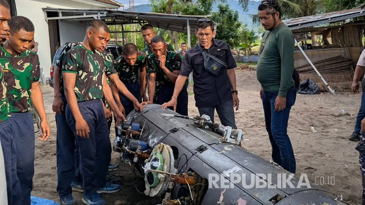Balıkçılar buldu, askeriye devreye girdi! Denizde gizemli araç
