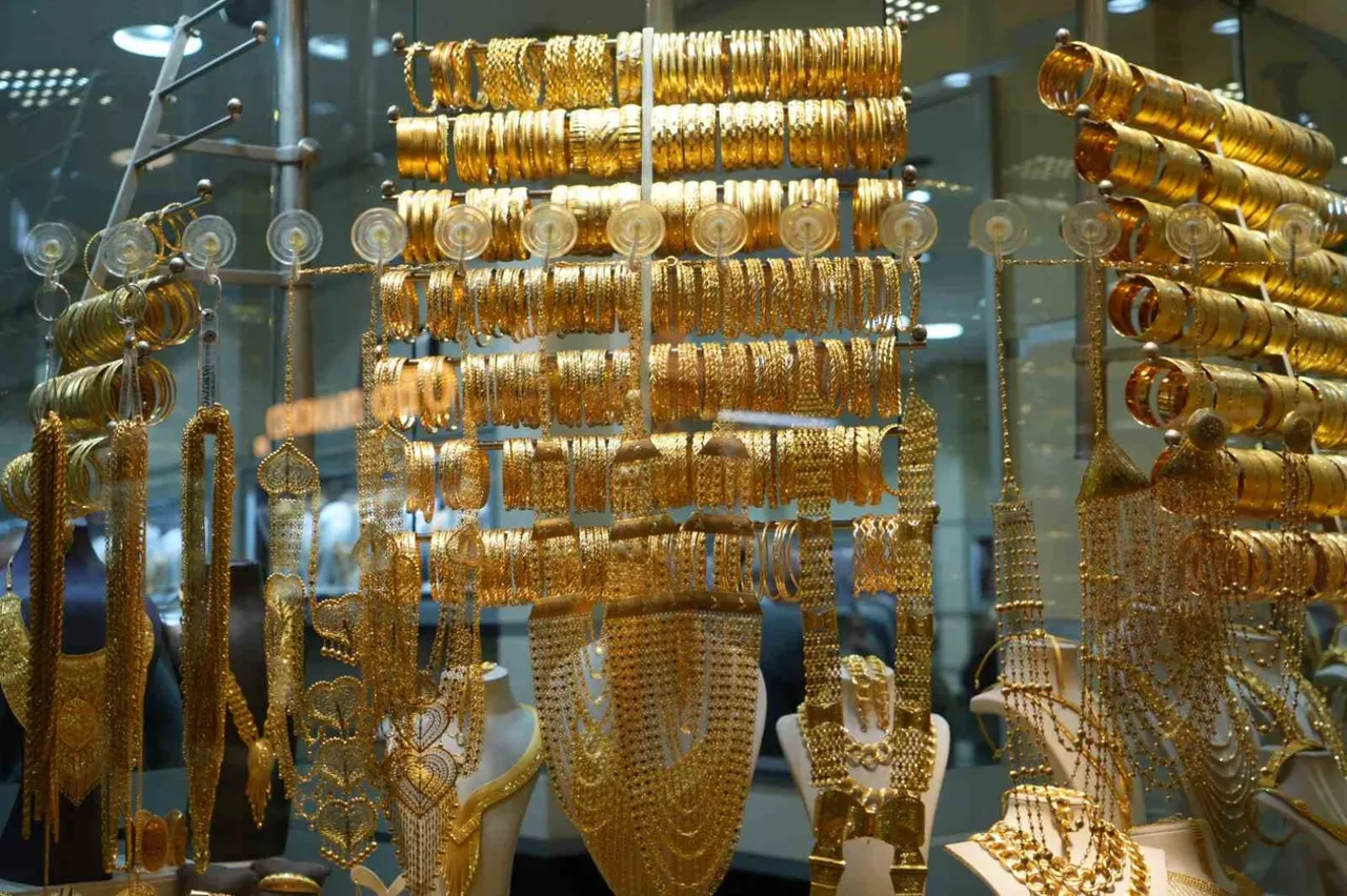 Zafer Ergezen'den altında zirve tahmini! Ons ve gram için rakam verdi