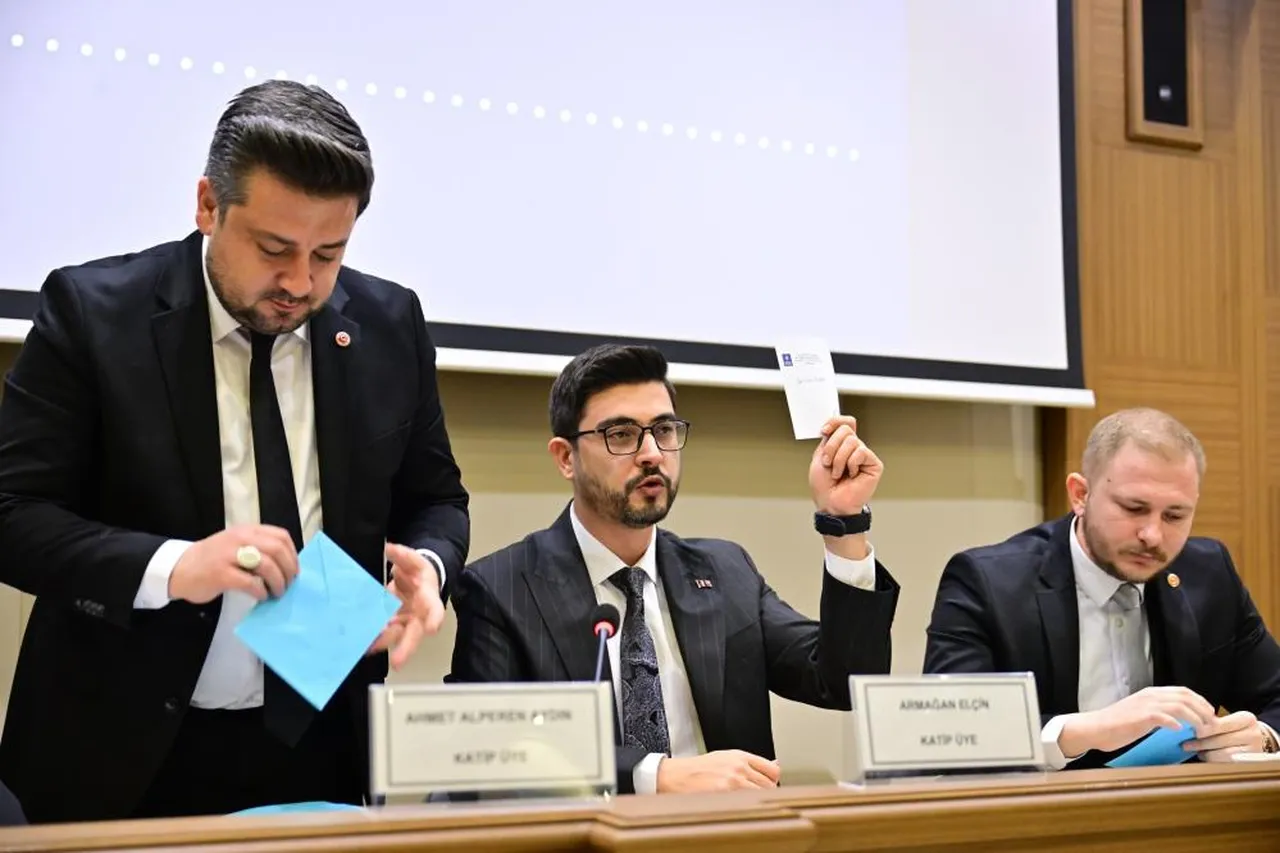 Bursa Büyükşehir Belediyesi AK Parti'ye geçti!