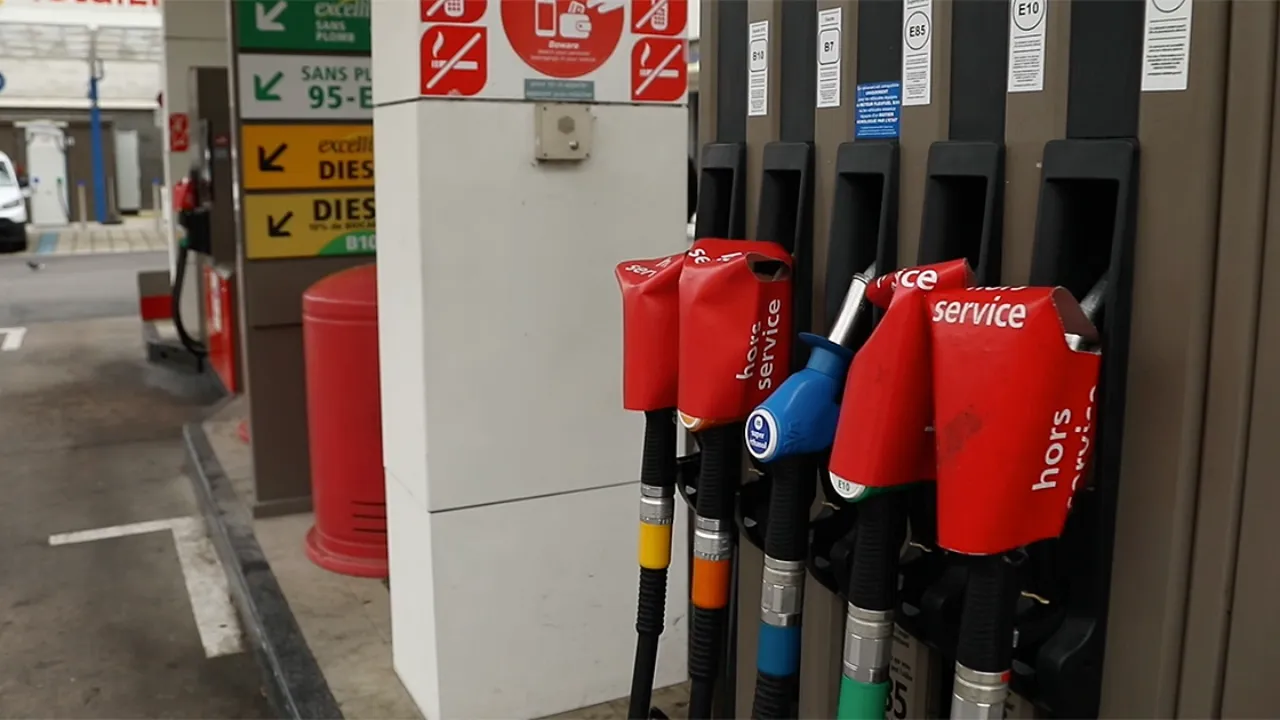 Gözler akaryakıt indiriminde! Mazota indirim var mı, benzin ve motorin fiyatı ne kadar olacak?