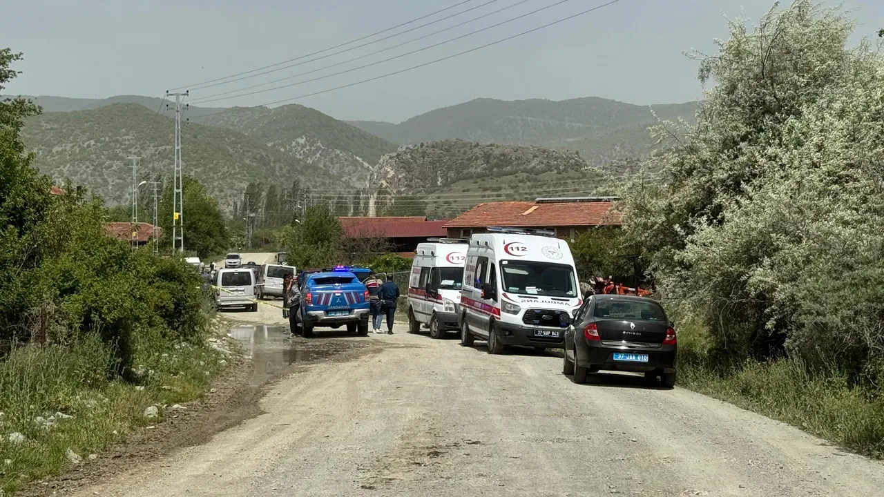 Herkes bir şey söyledi, mahkeme noktayı koydu: Taşköprü'de çifte cinayet zanlısı sinir krizi geçirdi