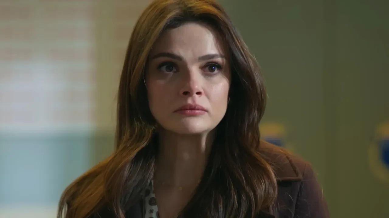 Uzak Şehir oyuncusu Sinem Ünsal ifade için İstanbul’a geliyor! İşte ilk açıklama