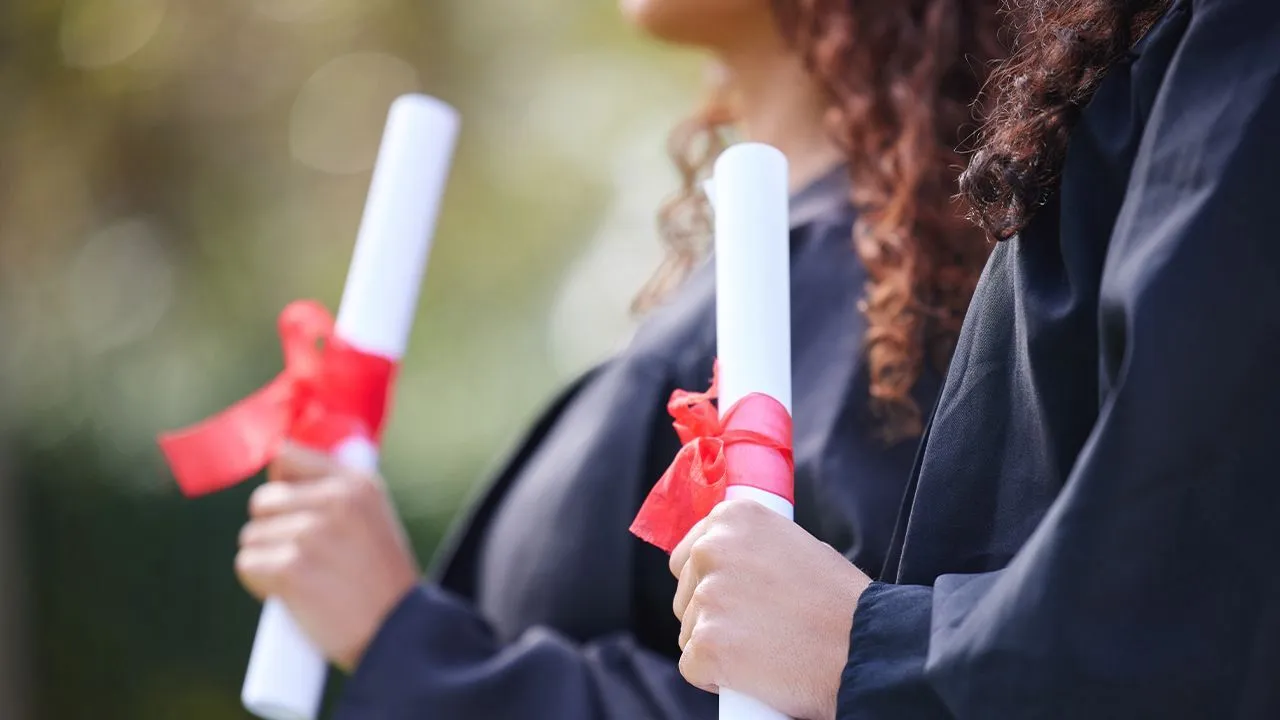 YÖK’ten yurt dışında eğitim alacaklara uyarı: Diploma fabrikalarına dikkat!