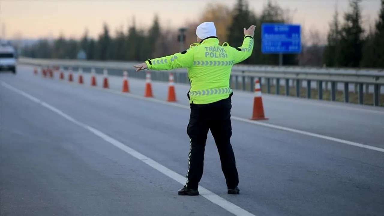 1 Mayıs yollar kapalı mı? İstanbul ve Ankara'da trafiğe kapalı yollar duyuruldu!