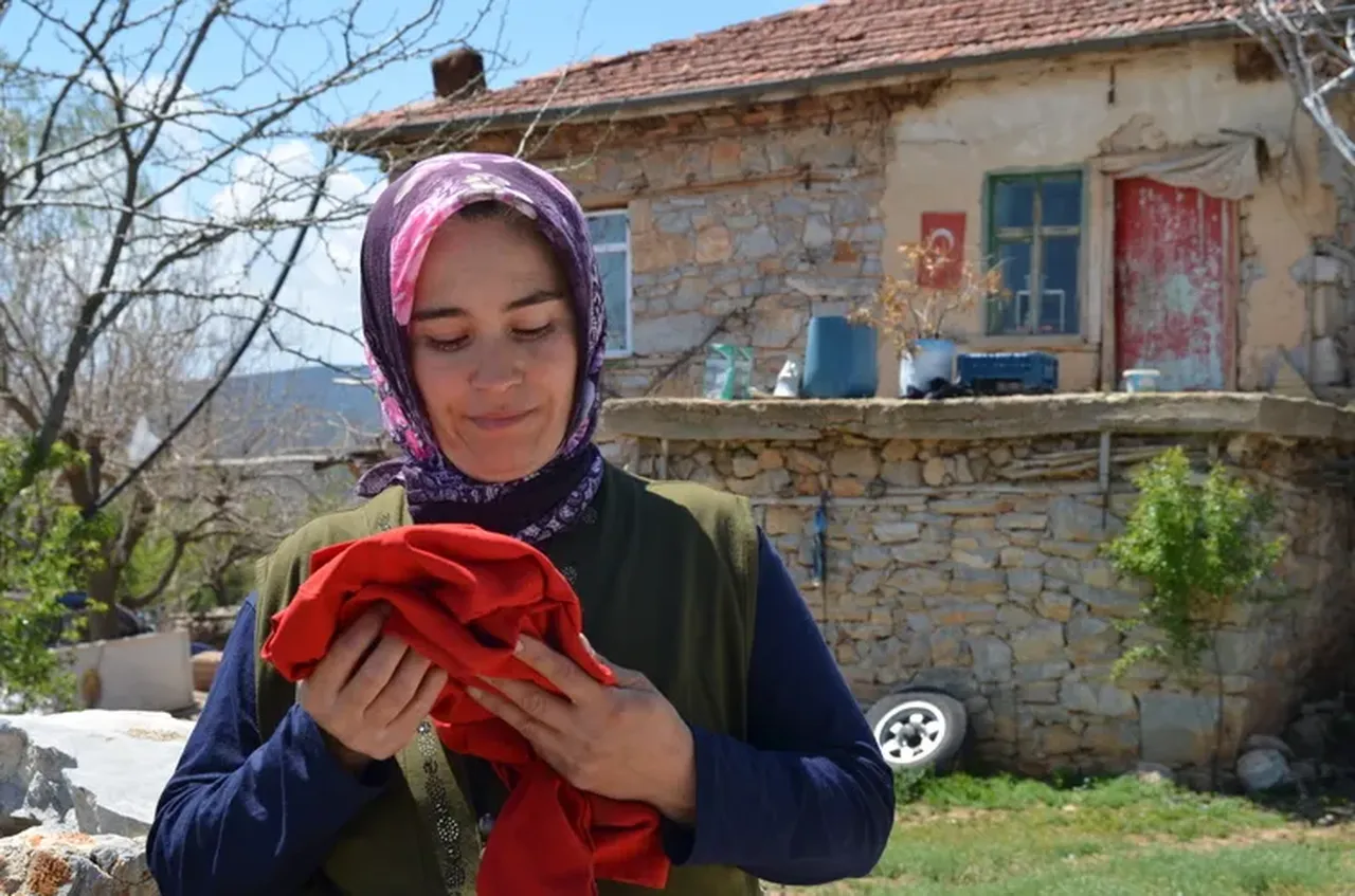 Ümmü Şahin