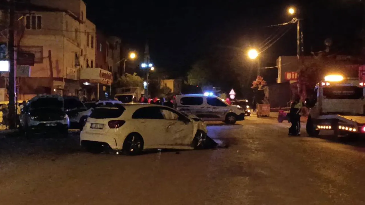 Adana'da zincirleme kaza! Ölü ve yaralılar var