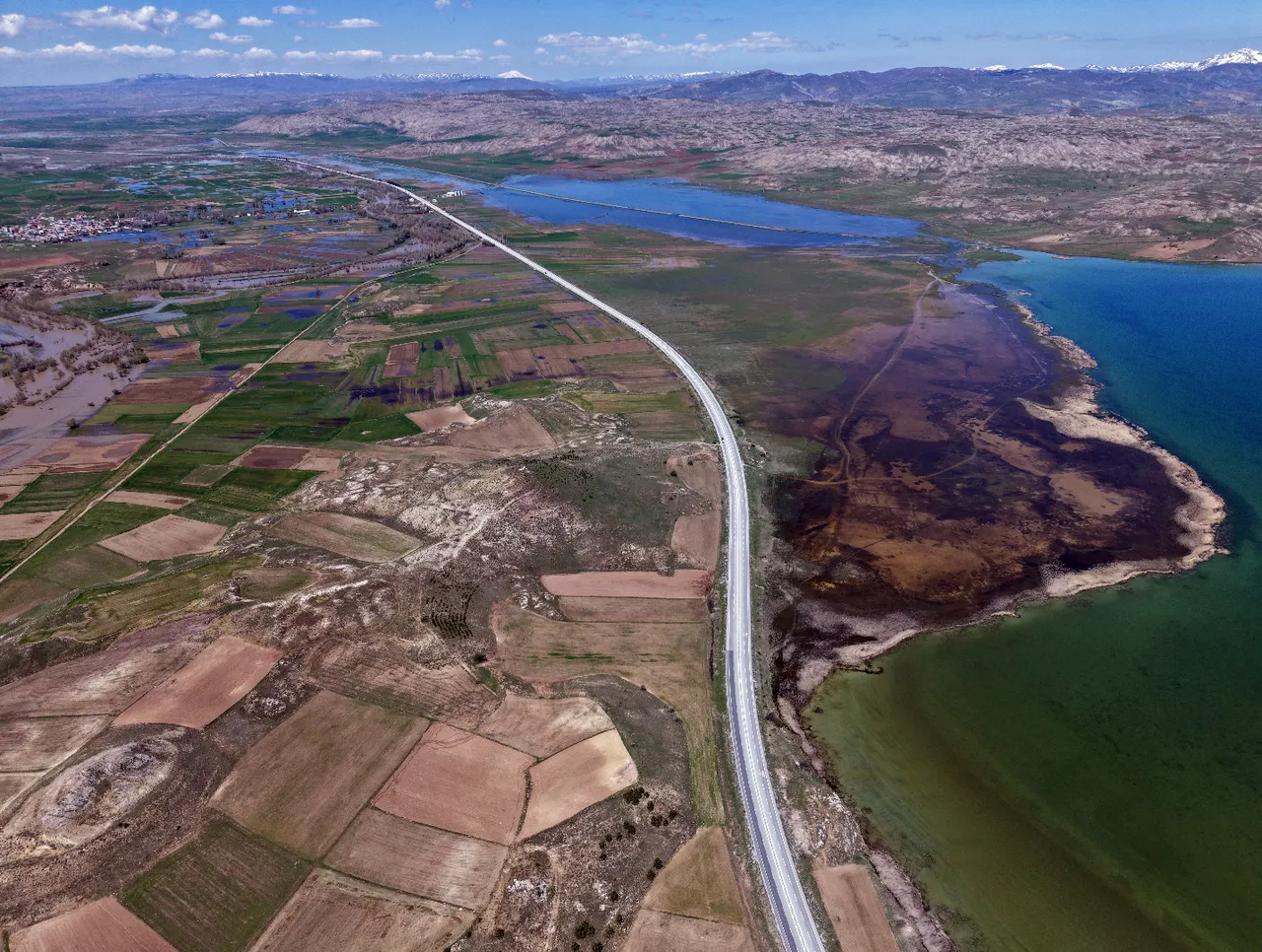 Endemik bitkilerin yuvası! Sivas’ın en büyük gölü sağanak sonrası tam kapasiteye ulaştı