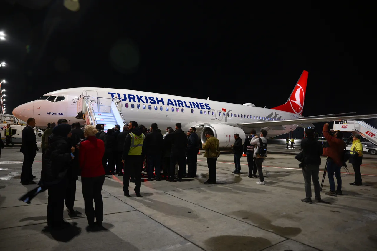 Sumud aktivistleri İstanbul'da! 59 kişiyi taşıyan uçak iniş yaptı