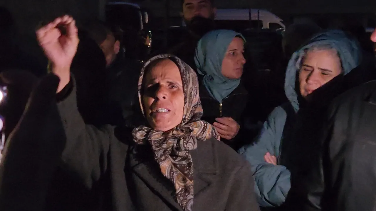 Gülistan Doku’nun annesi Bedriye Dokudan yürek dağlayan Anneler Günü duası! Kızıma ait bir mezar olsun, dertleşeceğim