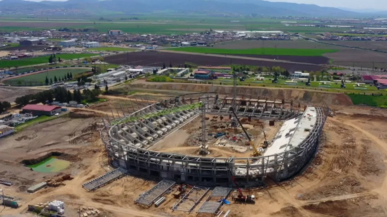 Kahramanmaraş Stadyumu’nun yüzde 35’i hazır! 2027-2028 sezonunda açılacak
