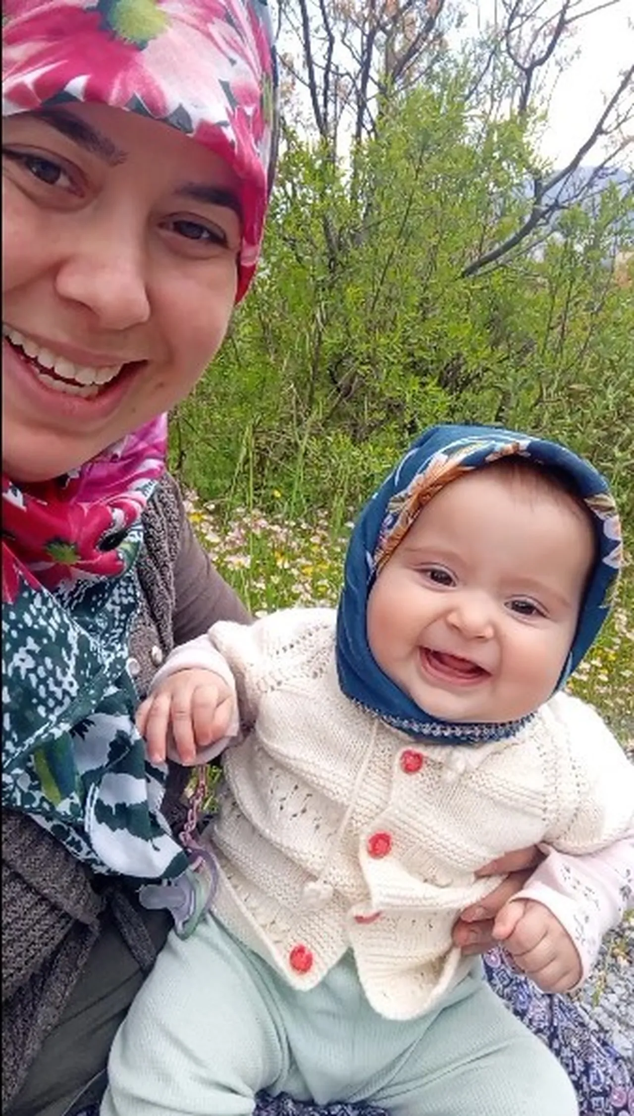Milyonlar bu anne-kızı konuşuyor! Videoları sosyal medyada gündem oldu, 7,5 aylık Gökçe’nin gülümseten halleri