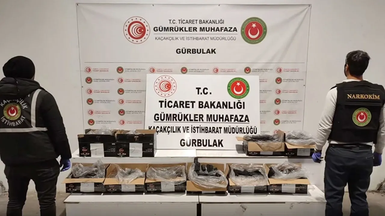 Zehir tacirlerine 5 noktada darbe! Yüzlerce kilo uyuşturucu ele geçirildi