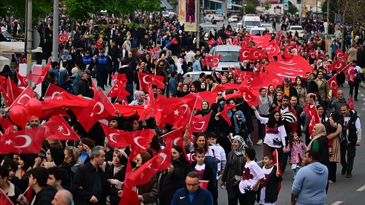 18 Mayıs yarım gün mü, 19 Mayıs resmi tatil mi? 18-19 Mayıs 2026 tatil durumu gündemde