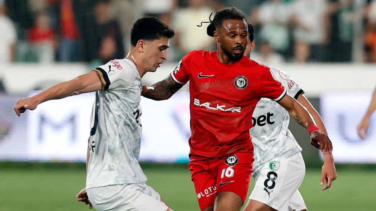 Bodrum FK - Çorum FK maçında tek gollü galibiyet