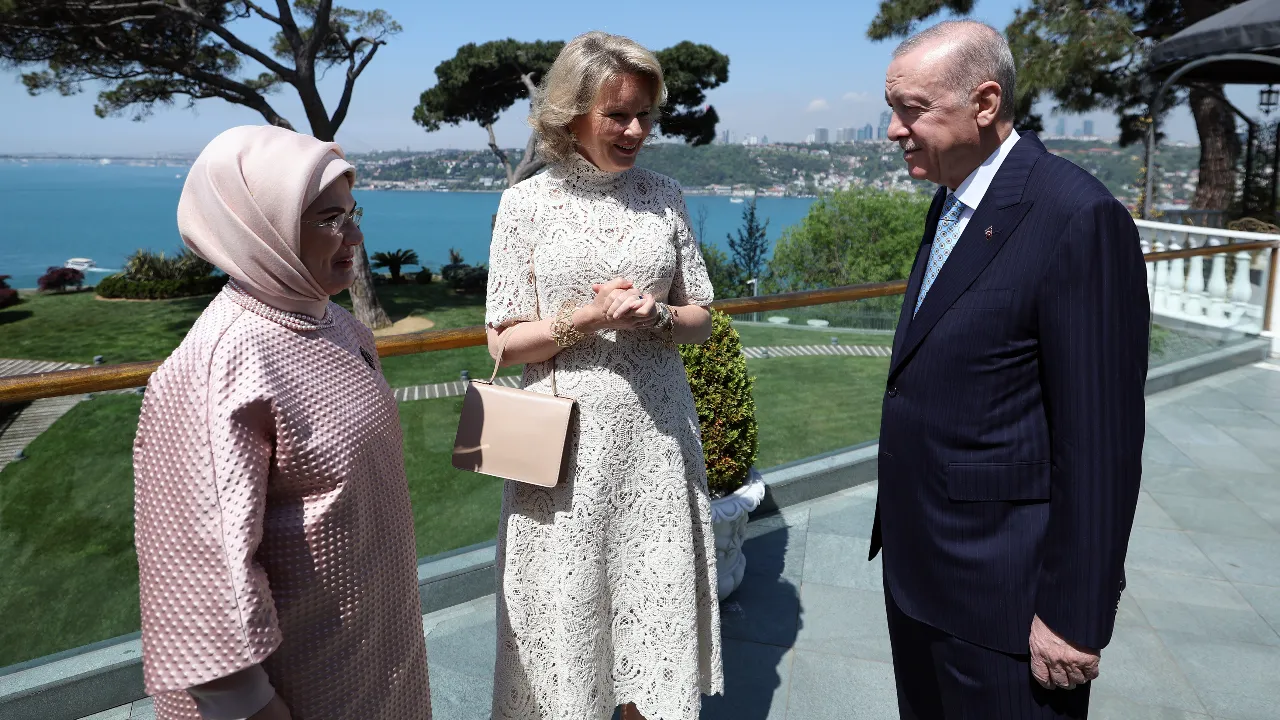 Cumhurbaşkanı Erdoğan, Belçika Kraliçesi Mathilde ile görüştü: AB ile ortak savunma vurgusu
