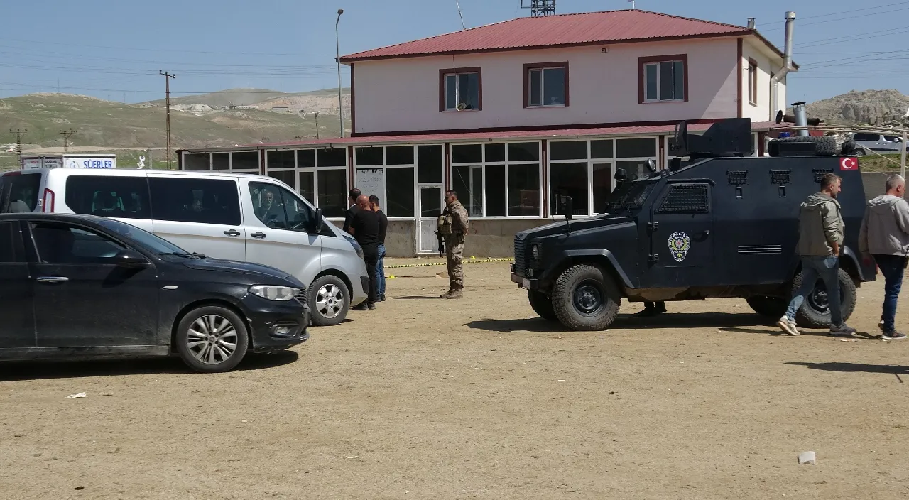 Hayvan pazarında kan döküldü! 1 ölü, çok sayıda yaralı var
