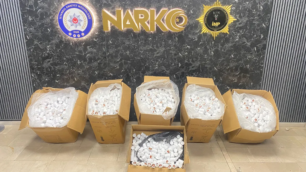 İstanbul'da operasyon! 150 bin sentetik ecza hap ele geçirildi