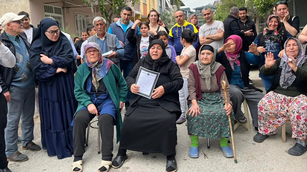 İzmir'de şeftali zorbalığı! CHP'li belediye ranta kılıf buldu