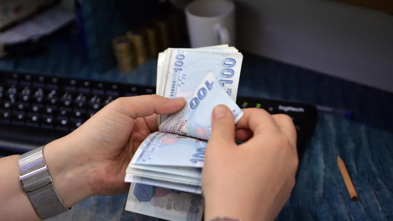 Kurban Bayramı ikramiyeleri ne zaman yatacak, emekli maaşı bayramdan önce yatar mı?