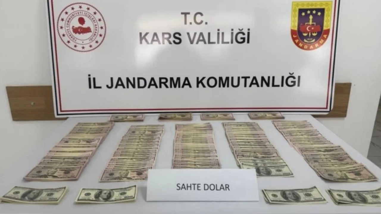 Kurbanlıkları sahte dolarla alacaklardı! Kars'ta büyük operasyon