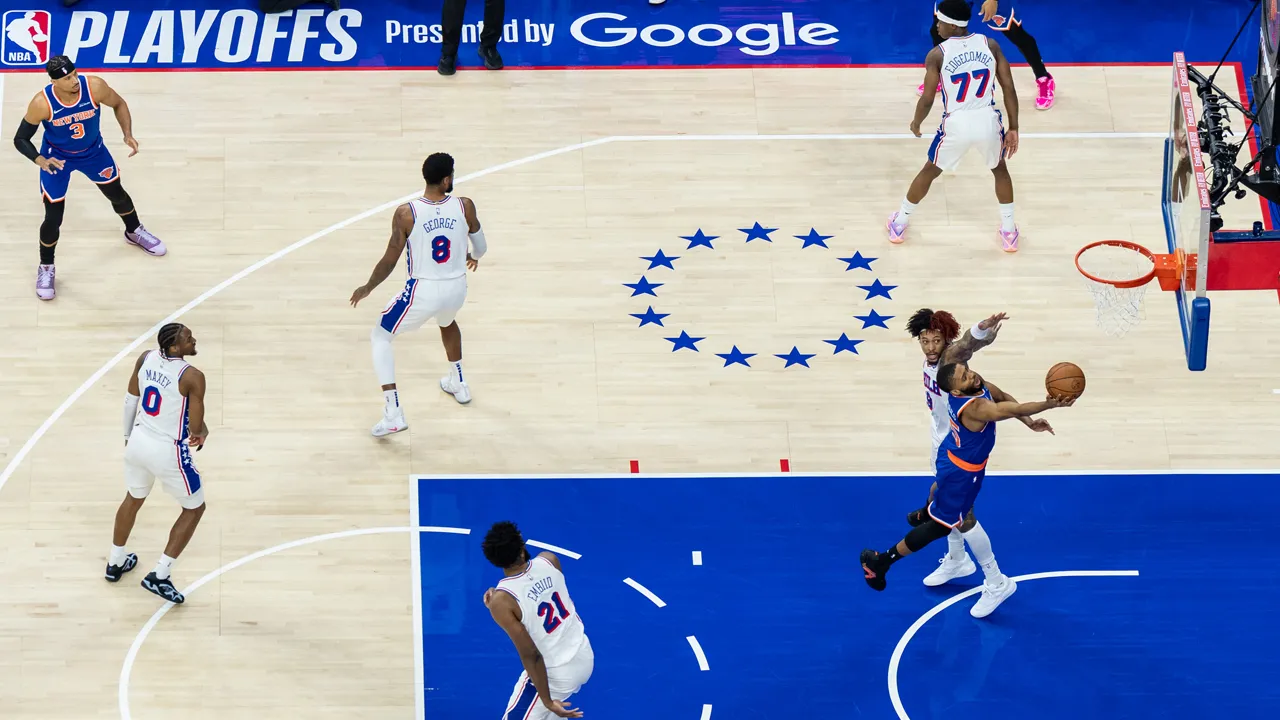 NBA'de Knicks rekoru egale etti: 76ers'ı 4-0'la geçti, konferans finaline çıktı