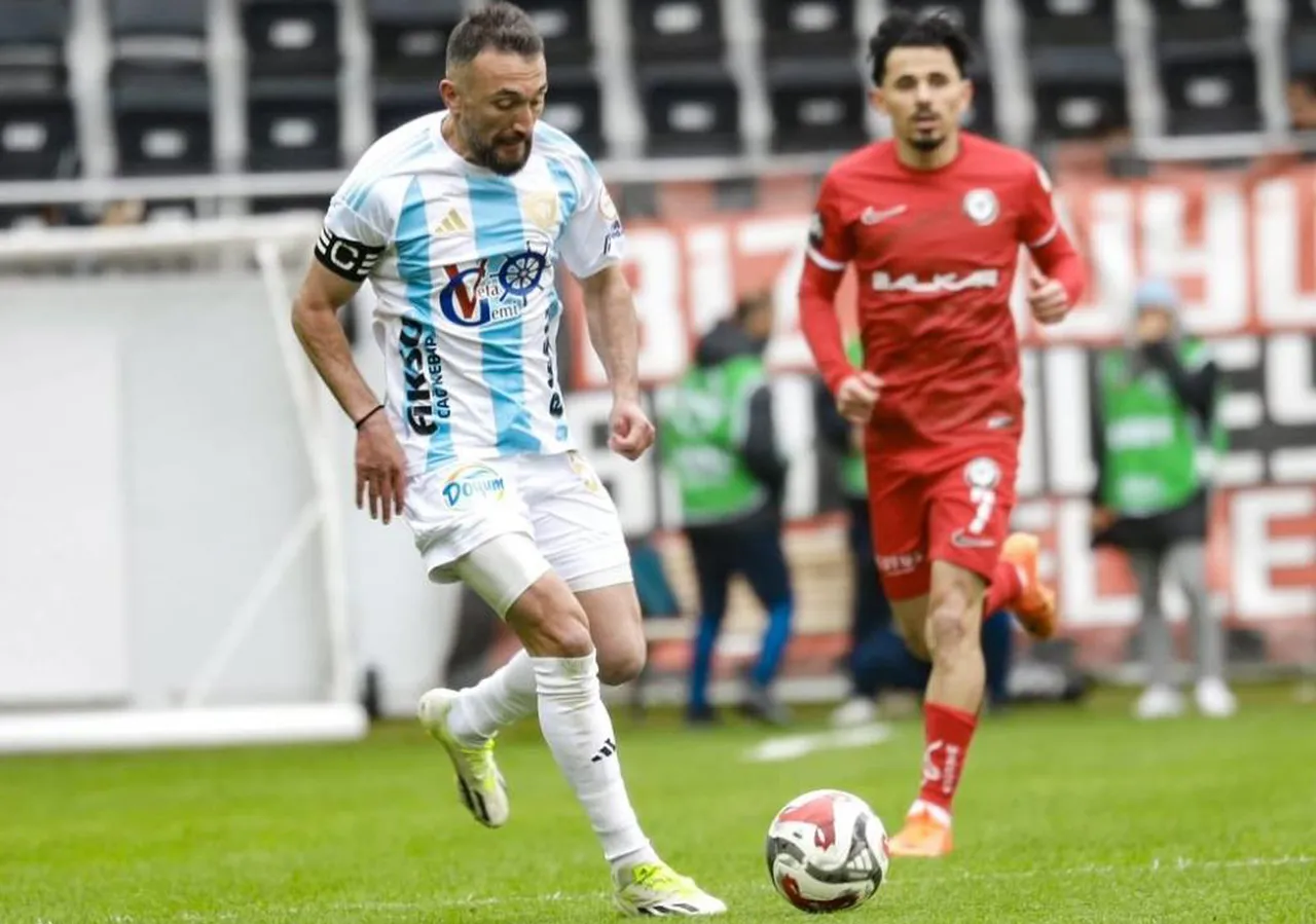 Erzurumspor FK, en yakın rakibi Amed Sportif Faaliyetler'e 7 puan fark attı.