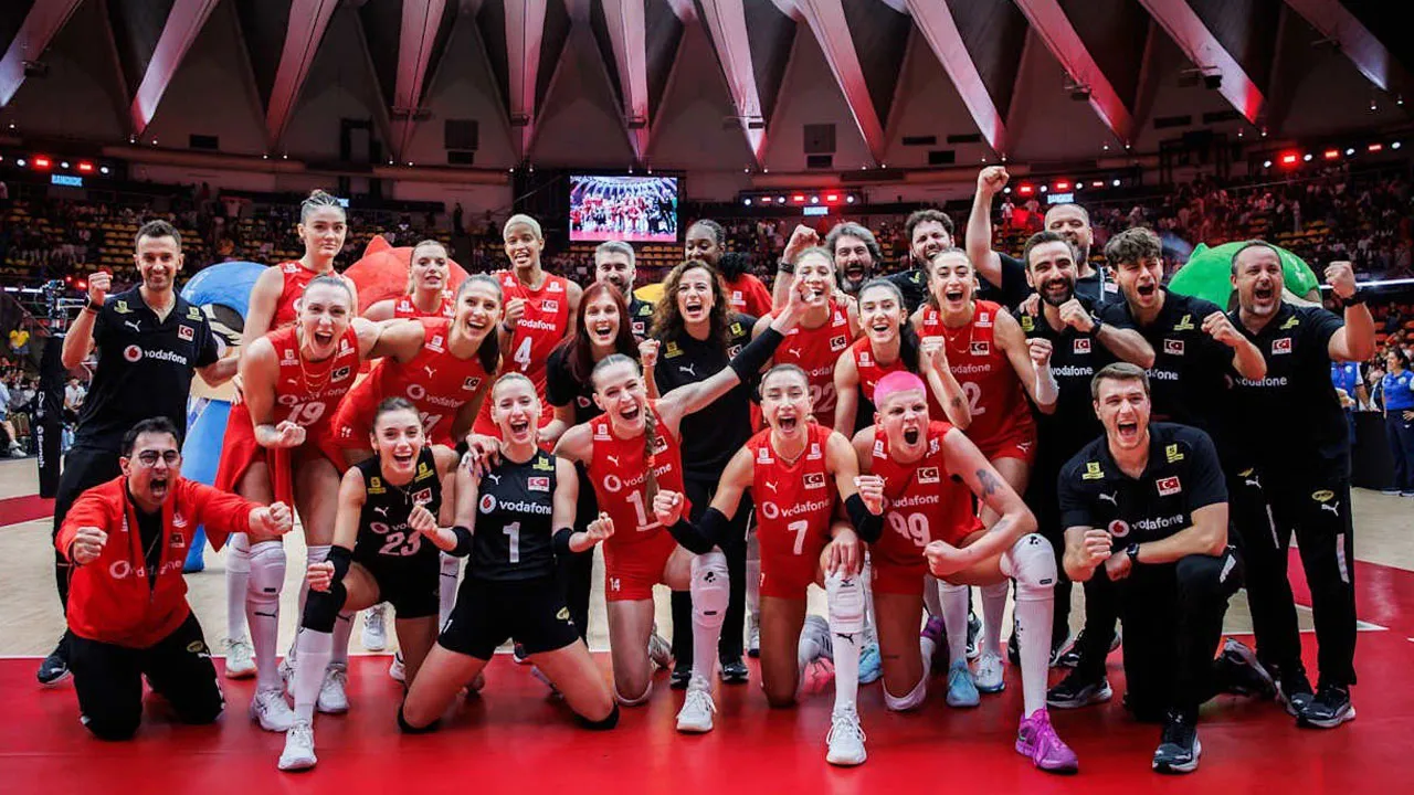 A Milli Kadın Voleybol Takımı'nın Milletler Ligi kadrosu açıklandı