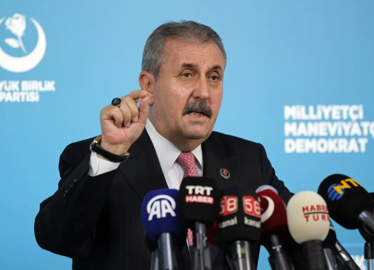 Ahmet Türkün Kürdistan sözlerine Desticiden çok sert cevap: Defolup gidersin