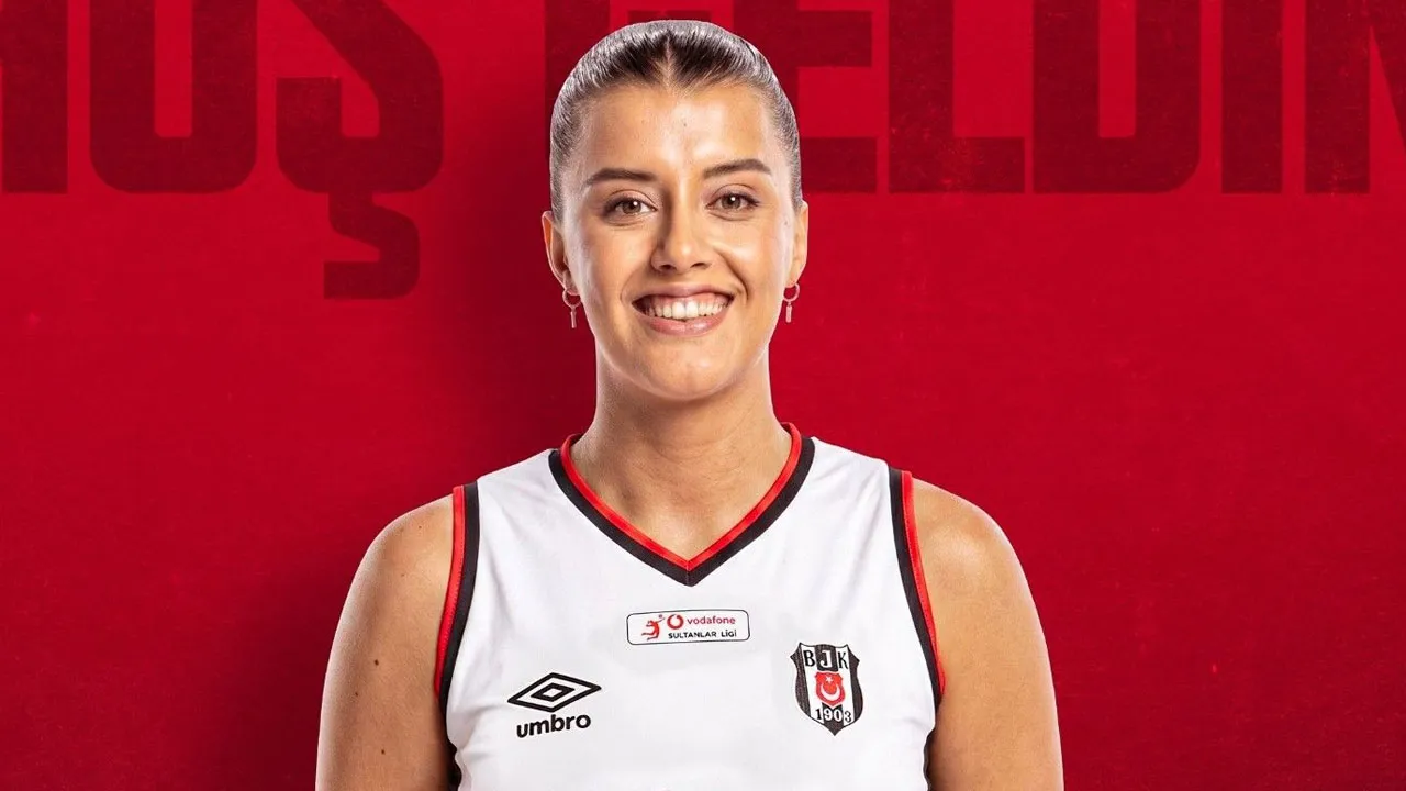 Simay Kurt