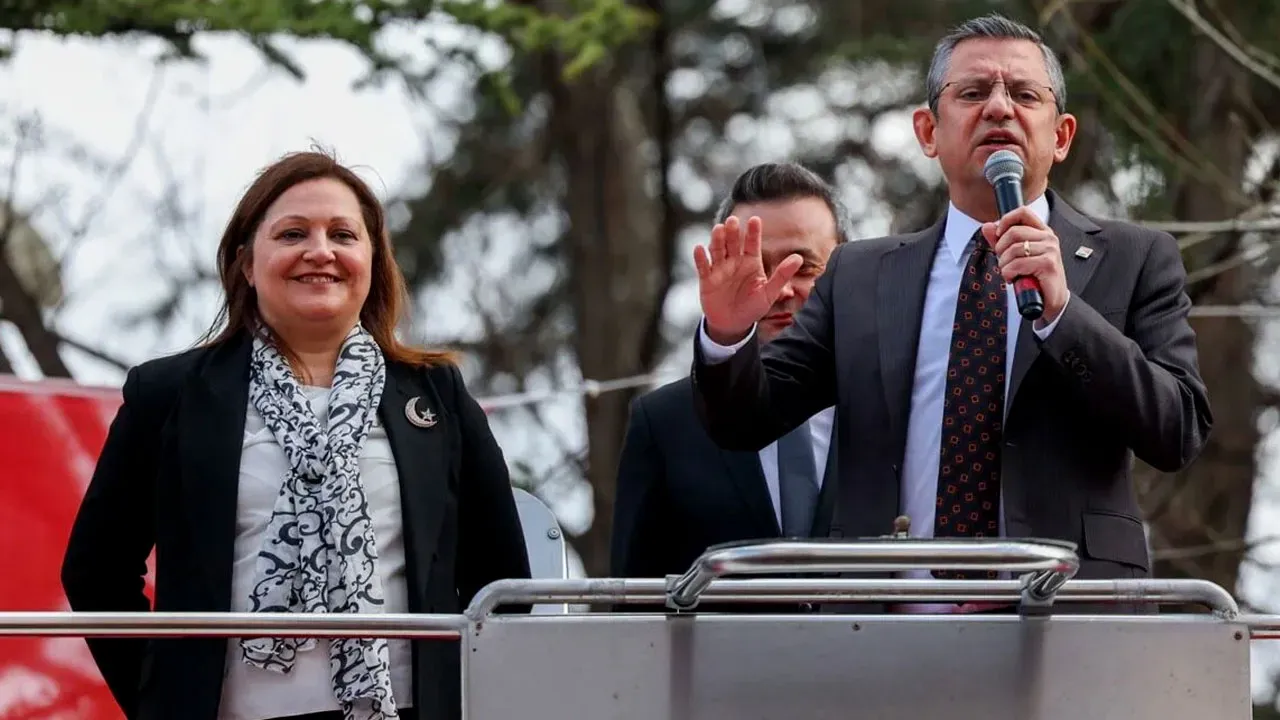 Disipline sevk edildi: Burcu Köksal CHP'den istifa etti