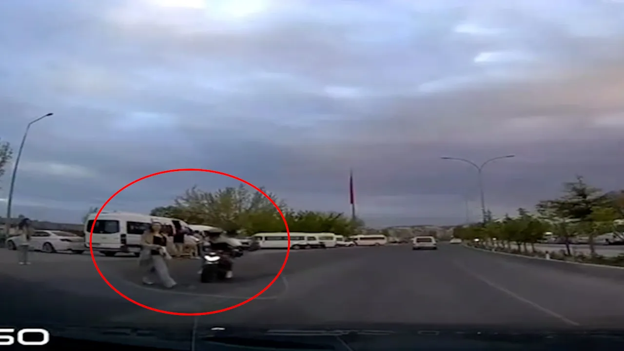 Göreme'de korkutan kaza! Karşı şeride savrulan motosikletli ezilmekten böyle kurtuldu