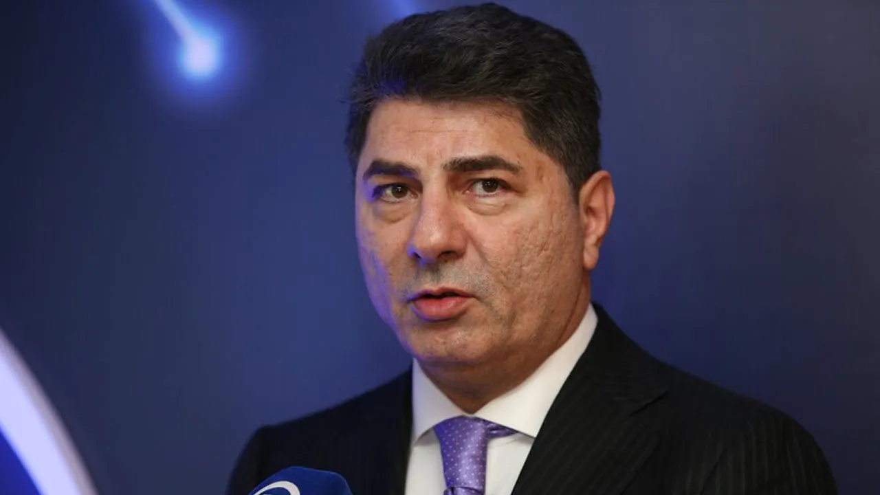 Hakan Safi'nin teknik direktör adayı belli oldu: Tam 7 lig şampiyonluğu var