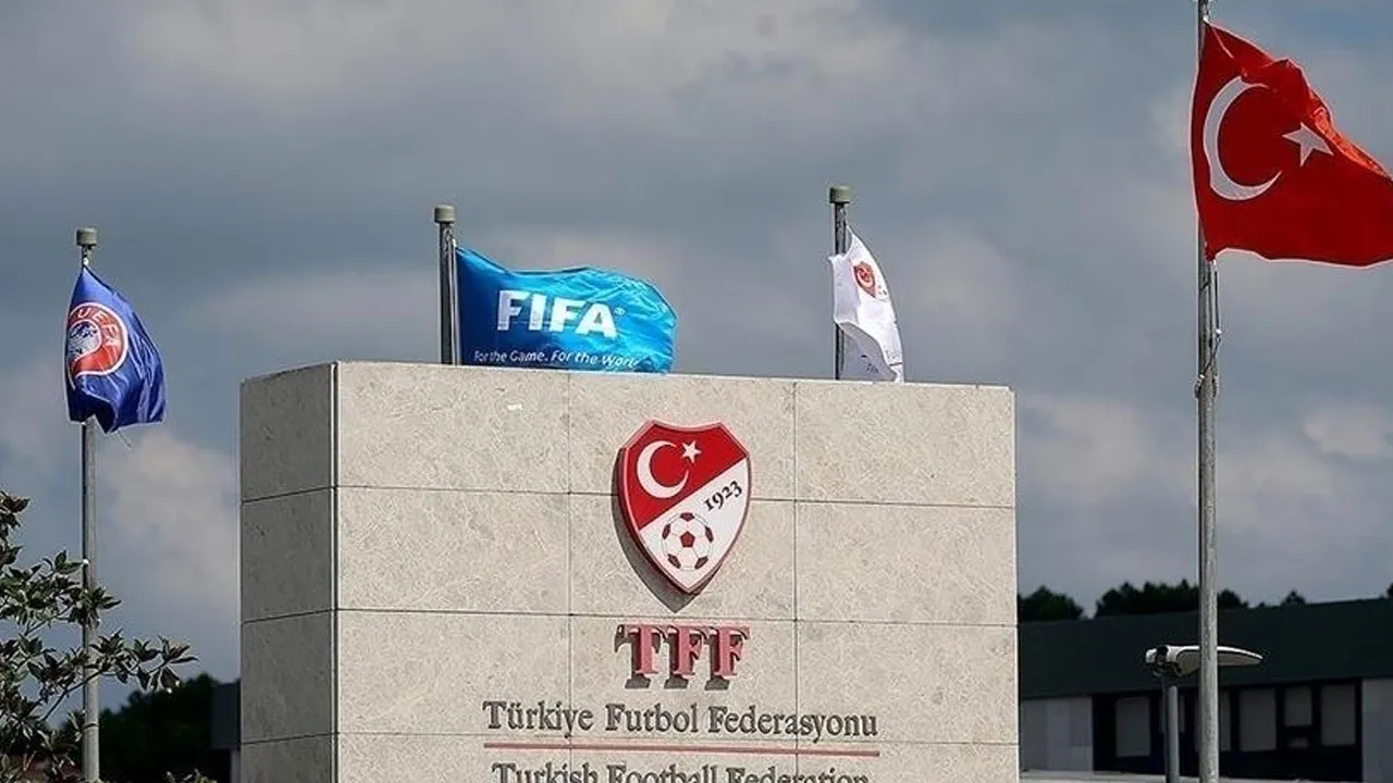 Süper Lig'den 11 kulüp PFDK'ya sevk edildi