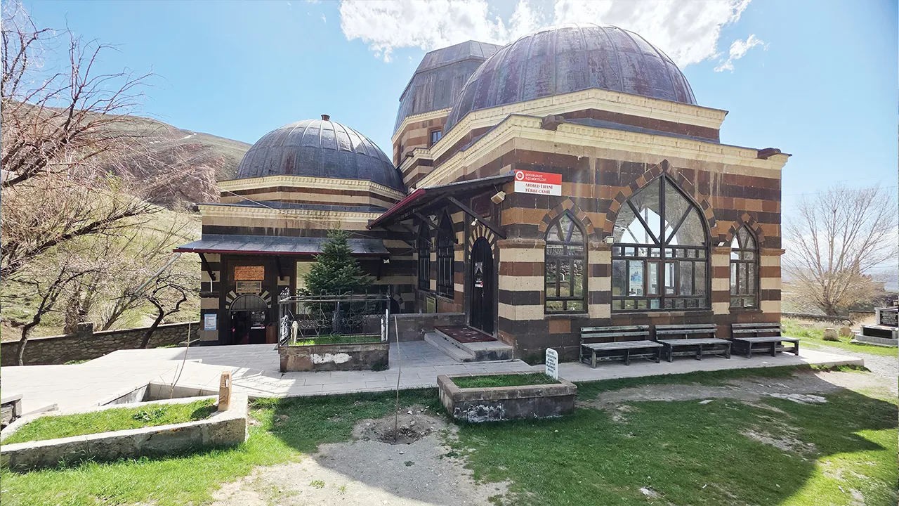 Taşlara işlenmiş bir medeniyet: İshak Paşa Sarayı