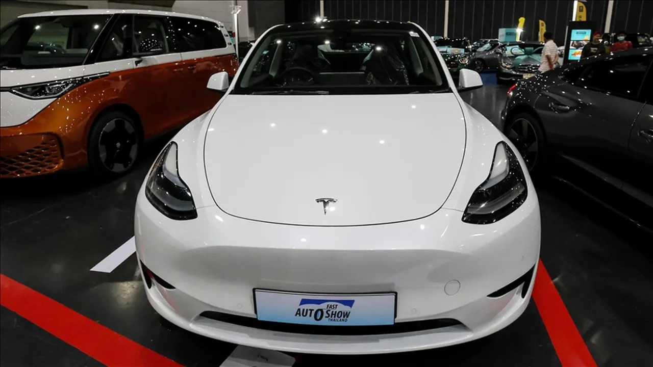 Tesla Model 3’ten 7 yılda 600 bin kilometre: Batarya sağlığı şaşırttı!
