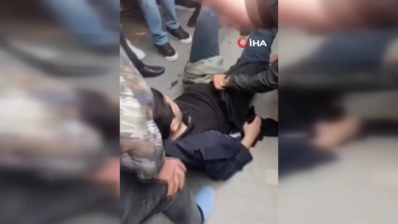 Van'da kanlı pusu! Sokak ortasında ateş açıp kayıplara karıştılar