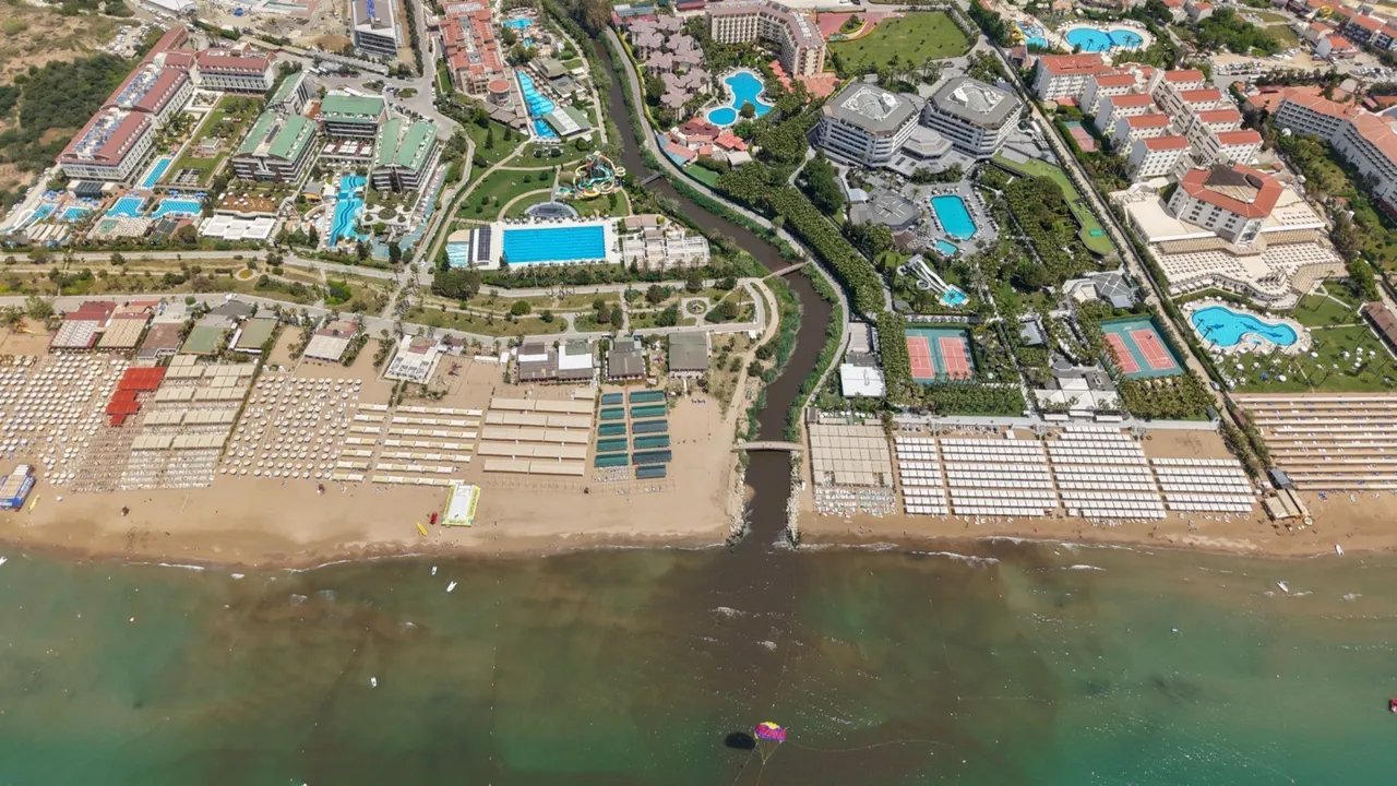 Antalya’da skandala 2,5 milyon TL ceza! Koku yayıldı, tatil hayalleri kâbusa döndü