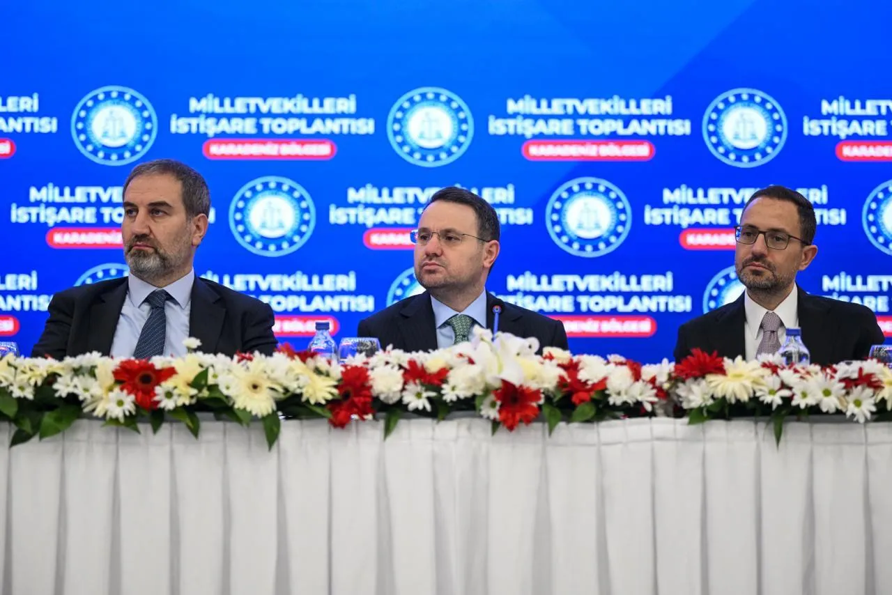 Bakan Gürlek’ten yargıya net mesaj: Hedef süre aşılırsa HSK devreye girecek